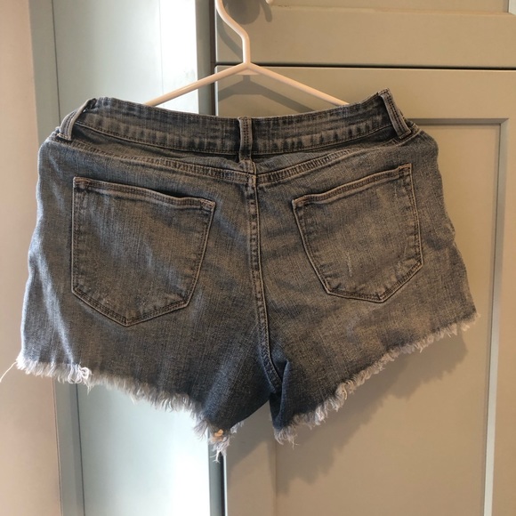 Jean shorts, in great condition! - Picture 2 of 3